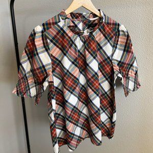 Puff-sleeve top in Stewart Tartan